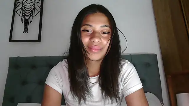 Snapshot of dark_enchantress_ chatting on October 16, 2025, 5:19 am dark enchantress  online show from October 16, 2025, 5:19 am