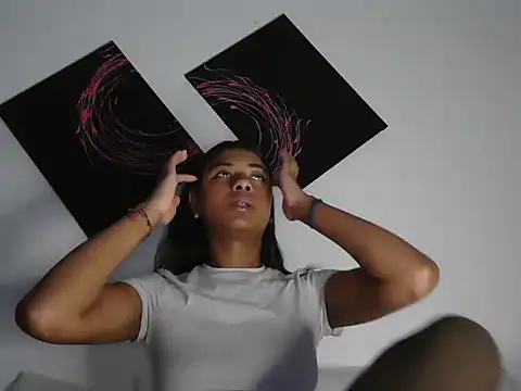 dark enchantress  online show from November 16, 2025, 2:39 am