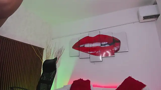 sofia valencia ms online show from March 13, 2025, 10:21 pm
