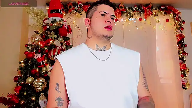 Thomas chubbyxhot online show from December 22, 2024, 3:22 pm