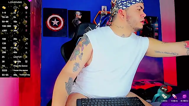 Snapshot of Thomas_chubbyxhot chatting on October 12, 2025, 6:12 am Thomas chubbyxhot online show from October 12, 2025, 6:12 am