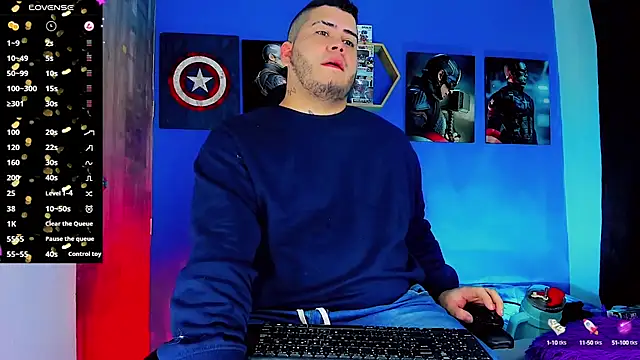 Snapshot of Thomas_chubbyxhot chatting on October 20, 2025, 3:29 am Thomas chubbyxhot online show from October 20, 2025, 3:29 am