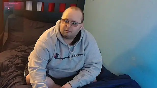 Snapshot of lefty15242 chatting on April 5, 2026, 4:42 am lefty15242 online show from April 5, 2026, 4:42 am