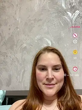 Snapshot of Ellis_Foxy chatting on June 10, 2026, 9:46 pm Ellis Foxy online show from June 10, 2026, 9:46 pm