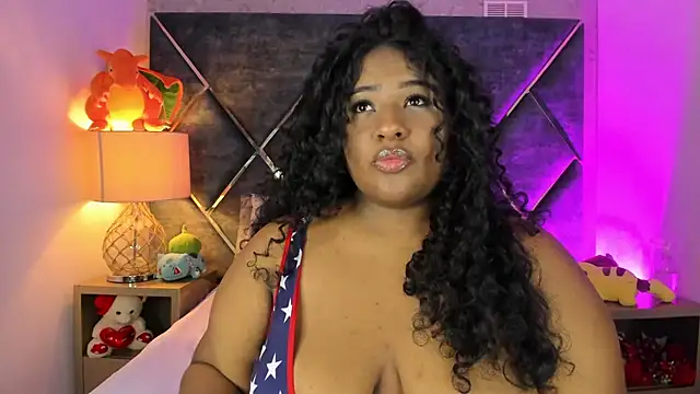 DannaFalco25 online show from October 1, 2025, 8:48 pm