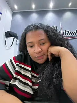 Snapshot of DannaFalco25 chatting on February 21, 2026, 9:43 am DannaFalco25 online show from February 21, 2026, 9:43 am