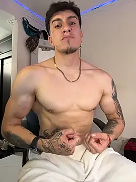Snapshot of strongboy_ chatting on July 24, 2026, 5:11 pm strongboy online show from July 24, 2026, 5:11 pm