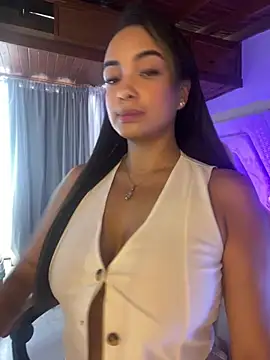 LEAH DOUUGLASS online show from March 17, 2025, 6:00 pm