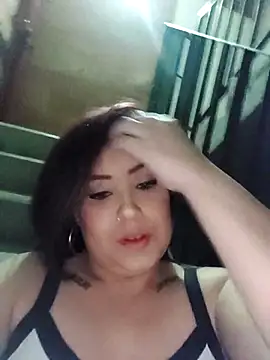 eimmy dollx online show from January 1, 2025, 6:37 am