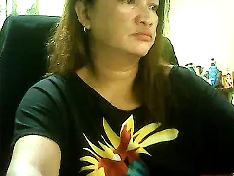 Snapshot of hott_scarlett chatting on January 22, 2025, 10:26 pm hott scarlett online show from January 22, 2025, 10:26 pm