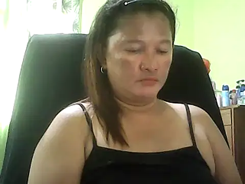 Snapshot of hott_scarlett chatting on January 24, 2025, 6:46 am hott scarlett online show from January 24, 2025, 6:46 am