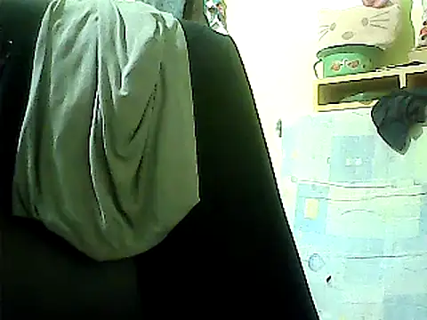Snapshot of hott_scarlett chatting on January 29, 2025, 11:56 pm hott scarlett online show from January 29, 2025, 11:56 pm