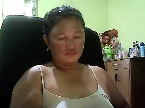 Snapshot of hott_scarlett chatting on January 31, 2025, 7:18 am hott scarlett online show from January 31, 2025, 7:18 am