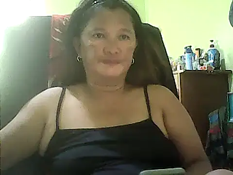 Snapshot of hott_scarlett chatting on February 8, 2025, 7:48 am hott scarlett online show from February 8, 2025, 7:48 am
