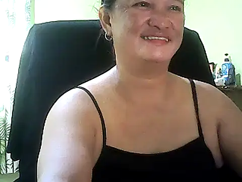 Snapshot of hott_scarlett chatting on March 18, 2025, 2:04 am hott scarlett online show from March 18, 2025, 2:04 am