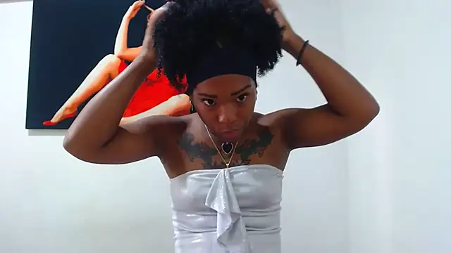 Snapshot of khendraDab chatting on October 5, 2025, 9:13 pm khendraDab online show from October 5, 2025, 9:13 pm