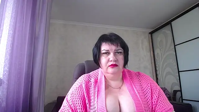 JuicyLady Di online show from February 2, 2025, 12:13 pm