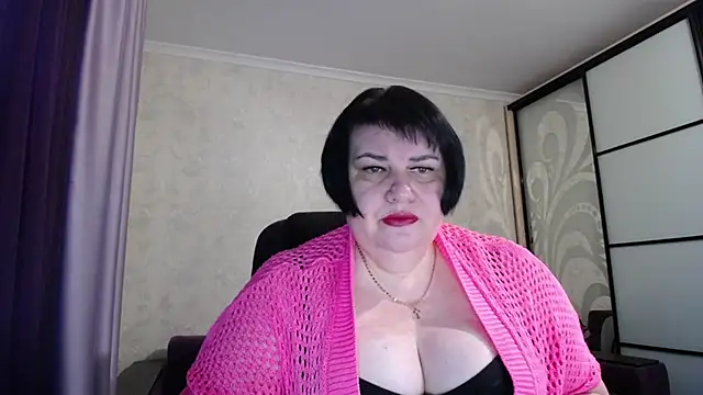 Snapshot of JuicyLady_Di chatting on October 27, 2025, 4:38 am JuicyLady Di online show from October 27, 2025, 4:38 am