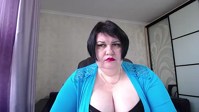 JuicyLady Di online show from November 5, 2025, 6:24 am