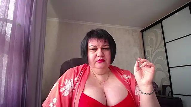 Snapshot of JuicyLady_Di chatting on March 25, 2026, 5:57 am JuicyLady Di online show from March 25, 2026, 5:57 am