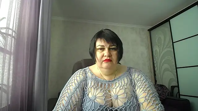 JuicyLady Di online show from July 25, 2026, 5:05 am