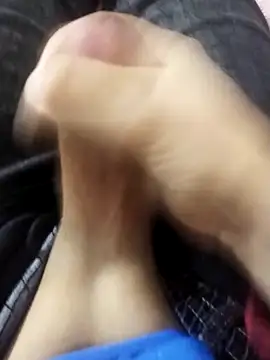 Snapshot of K-27 chatting on February 14, 2026, 2:58 pm K-27 online show from February 14, 2026, 2:58 pm