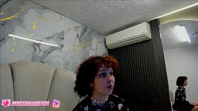 Snapshot of Katemoss70 chatting on January 9, 2025, 11:58 am Katemoss70 online show from January 9, 2025, 11:58 am