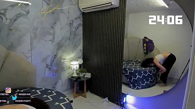 Snapshot of Katemoss70 chatting on October 10, 2025, 1:10 pm Katemoss70 online show from October 10, 2025, 1:10 pm