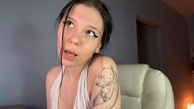 Snapshot of pinkdolly18 chatting on June 2, 2026, 8:55 pm pinkdolly18 online show from June 2, 2026, 8:55 pm