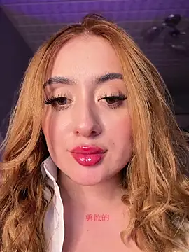 Snapshot of Sam_Thompsoon_ chatting on February 17, 2026, 1:46 am Sam Thompsoon online show from February 17, 2026, 1:46 am