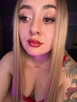 Snapshot of Sam_Thompsoon_ chatting on April 11, 2026, 2:27 am Sam Thompsoon online show from April 11, 2026, 2:27 am