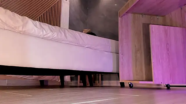 Snapshot of ArchieCollins chatting on January 23, 2025, 10:22 pm ArchieCollins online show from January 23, 2025, 10:22 pm