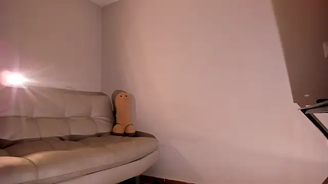 Snapshot of ArchieCollins chatting on February 7, 2025, 1:47 am ArchieCollins online show from February 7, 2025, 1:47 am