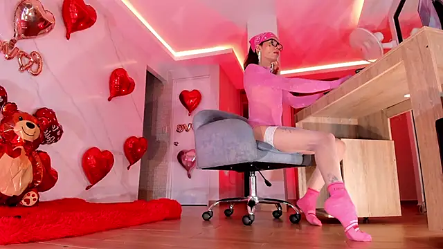 Snapshot of ArchieCollins chatting on February 16, 2025, 12:52 am ArchieCollins online show from February 16, 2025, 12:52 am