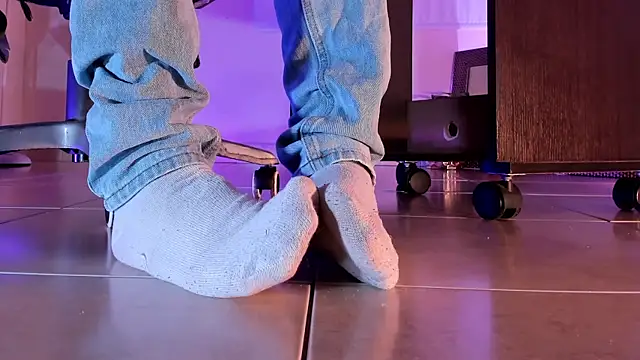 Snapshot of ArchieCollins chatting on October 8, 2025, 9:23 pm ArchieCollins online show from October 8, 2025, 9:23 pm