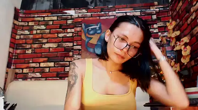 juicyCOCKeva online show from December 8, 2024, 6:33 am