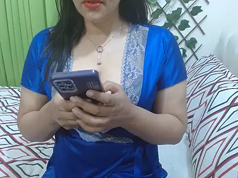 Lovelywife786 online show from December 10, 2024, 3:41 am