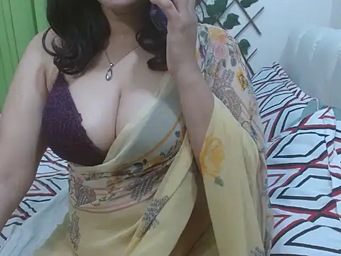 Lovelywife786 online show from December 10, 2024, 2:28 pm