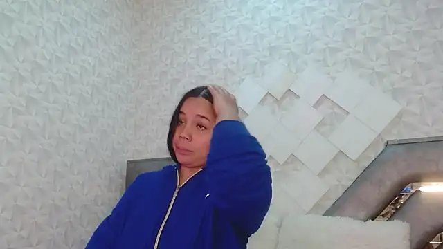 Snapshot of EmilyQueen3x chatting on September 23, 2025, 2:09 pm EmilyQueen3x online show from September 23, 2025, 2:09 pm