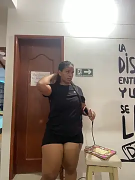 Snapshot of ArielleMillerr chatting on December 28, 2024, 6:08 pm ArielleMillerr online show from December 28, 2024, 6:08 pm