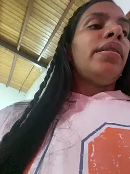 Snapshot of ArielleMillerr chatting on January 5, 2025, 5:41 pm ArielleMillerr online show from January 5, 2025, 5:41 pm