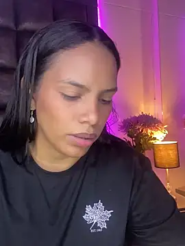 Snapshot of ArielleMillerr chatting on January 10, 2025, 5:02 pm ArielleMillerr online show from January 10, 2025, 5:02 pm