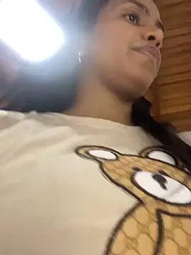 Snapshot of ArielleMillerr chatting on January 20, 2025, 5:59 pm ArielleMillerr online show from January 20, 2025, 5:59 pm