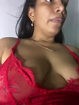 Snapshot of ArielleMillerr chatting on March 8, 2025, 5:22 pm ArielleMillerr online show from March 8, 2025, 5:22 pm