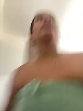 Snapshot of ArielleMillerr chatting on March 8, 2025, 8:25 pm ArielleMillerr online show from March 8, 2025, 8:25 pm