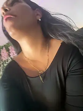 Snapshot of ArielleMillerr chatting on September 26, 2025, 5:39 pm ArielleMillerr online show from September 26, 2025, 5:39 pm