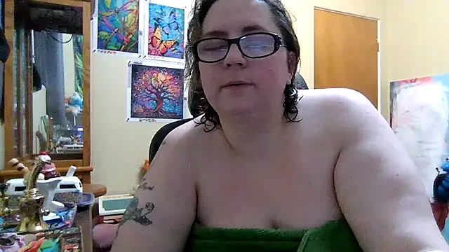 Snapshot of newfieocean chatting on December 13, 2024, 11:45 am newfieocean online show from December 13, 2024, 11:45 am