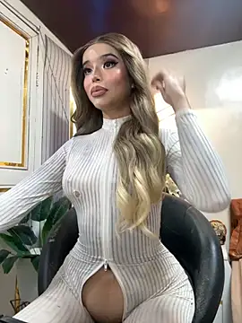 Elizabeth Arden online show from October 25, 2025, 10:26 pm