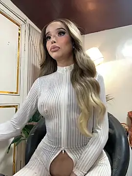 Elizabeth Arden online show from October 27, 2025, 11:41 pm