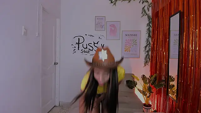 hornyprincess   online show from October 8, 2025, 6:05 pm